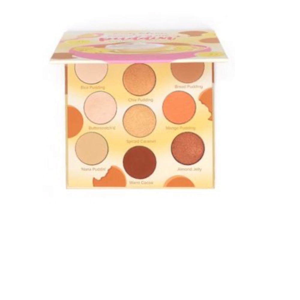 Beauty Bakerie Proof is in the Puddin’ eyeshadow palette